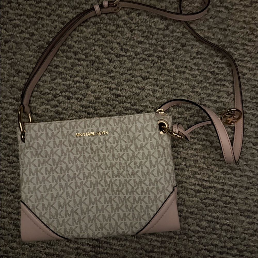 Michael Kors crossbody